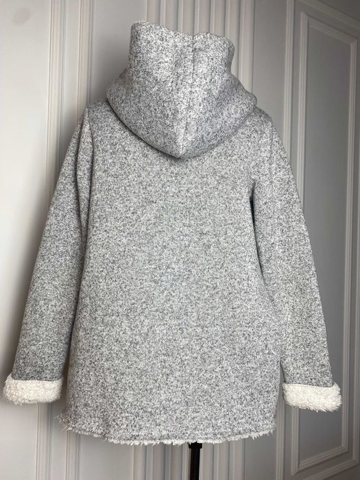 Bluza damska szara z kożuszkiem polarr 40 L Reserved  na jesień zimę