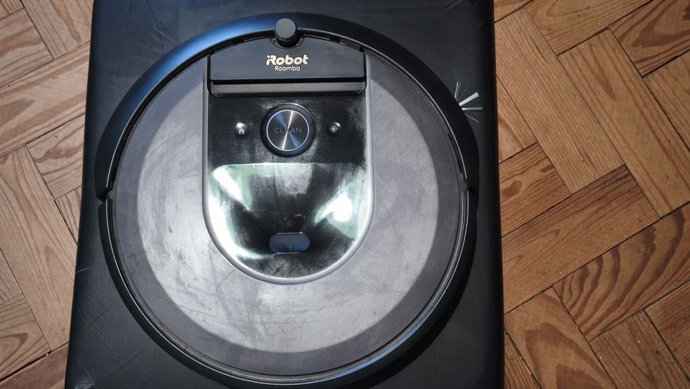 iRobot Roomba Combo Robot aspirador e mopa
