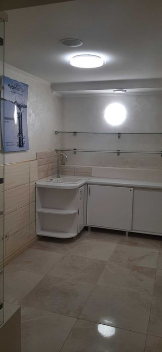 Комерційне приміщення 122 м.кв. в. Русових (Політехнічний університет)