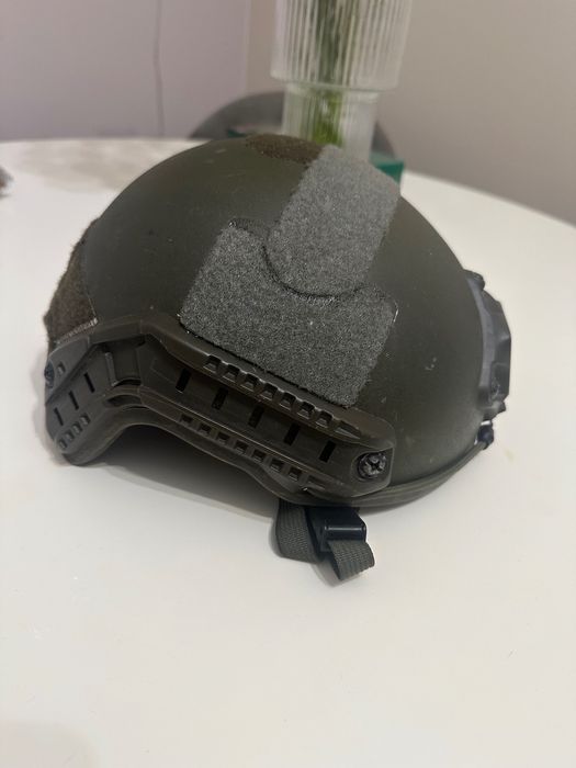 Шолом тактичний безвухий
