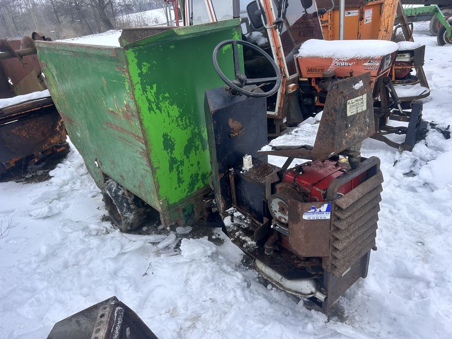 Mini paszowoz wozek paszowy taczka spalinowa