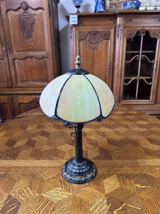 Настільна лампа в стиді Тіффані торшер б у  7804