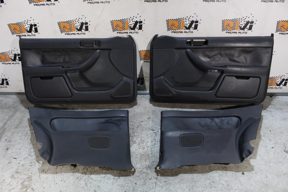Conjunto de forras de porta / quartelas AUDI A3 (8L1)