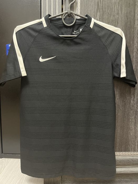 Продам футболку “Nike”, футболка для спорта,футболка
