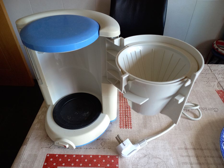 Electric Coffee Maker425651289436999684