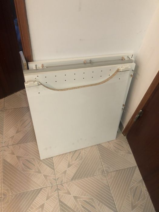 1  armario cozinha superior frigorifico e 1 banco usado  ver Foto