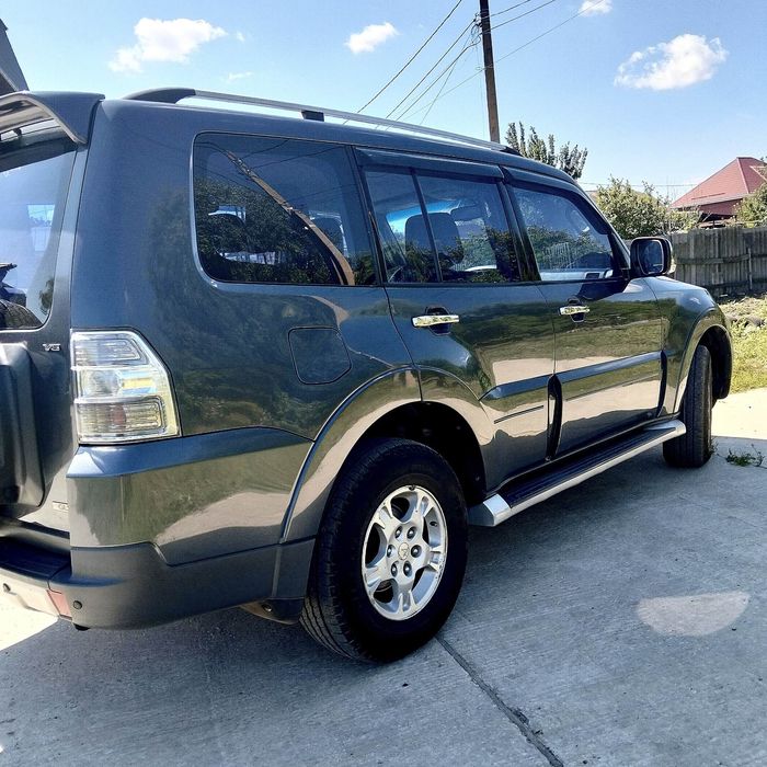 Продам автомобіль Mitsubishi Pagero Wagon