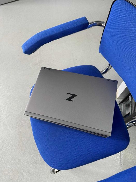 HP ZBook Fury G8 для інженерів та проєктування Є 5ШТ
