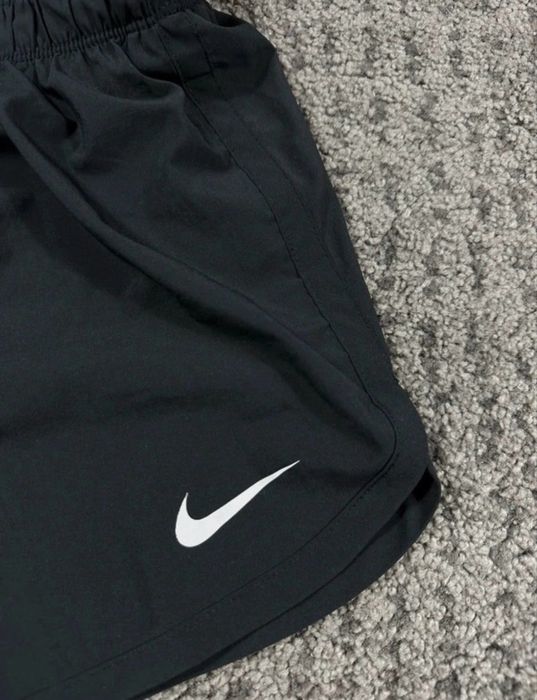 Nike Dri-Fit Krótkie Spodenki Biegowe Just Do It Czarne XS