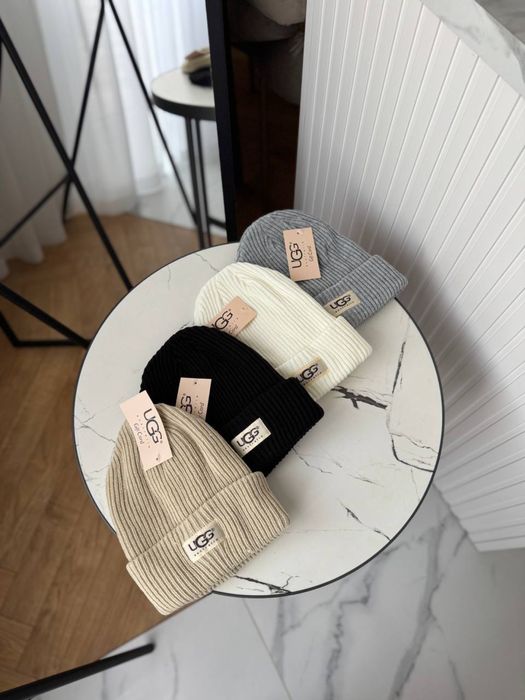 Зимова шапка UGG | Унісекс | Тепла в’язана | В наявності