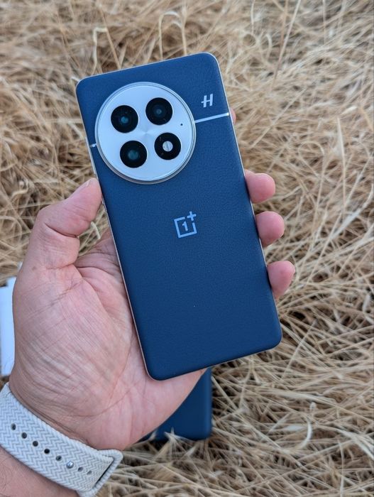 OnePlus 13 (16/512 Global 2физ сим+есим Убийца флагманов Камерафон)