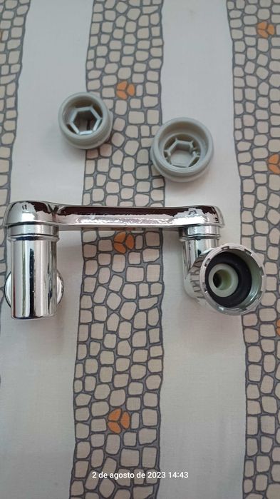 Rotatable Faucet Extender64309613474817122