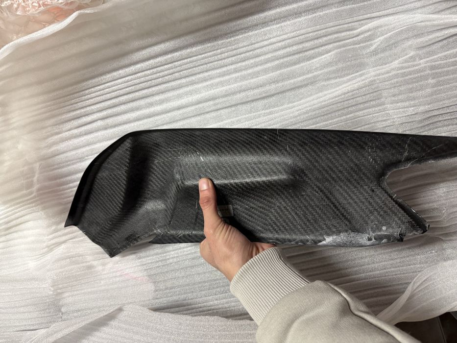 Aprilia rs660 peça em carbono