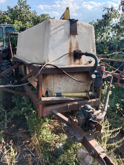 Обприскувач ОП-2000