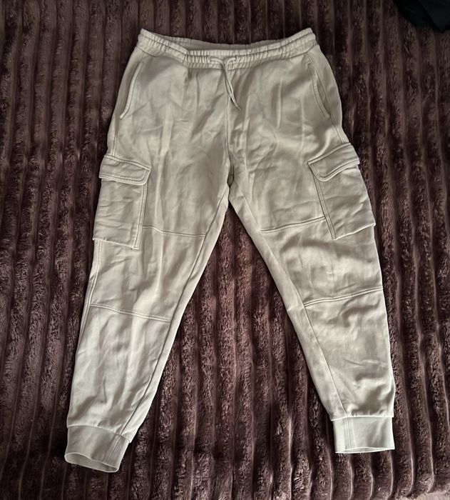Продам чоловічій костюм cropp