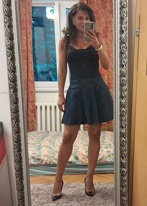 Mini jeansowa granatowa spodniczka rozm. M