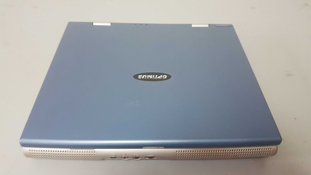 Laptop firmy optimus