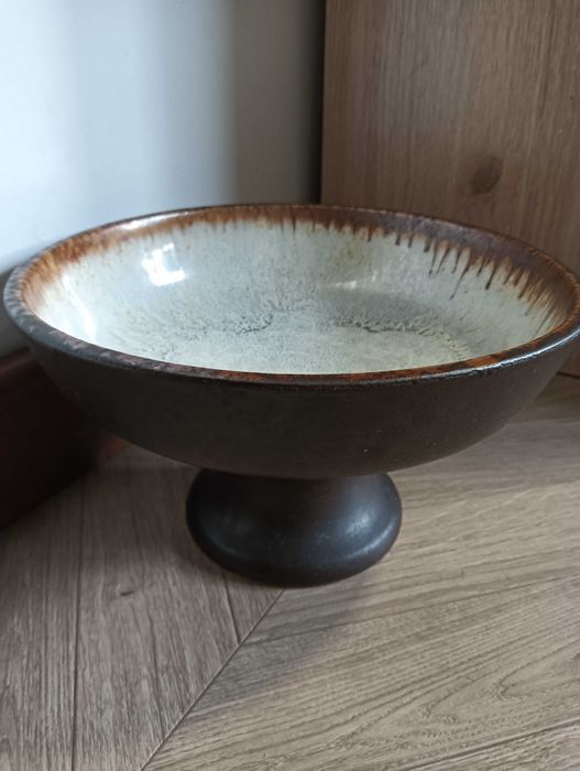 Patera ceramiczna na nodze ozdobna na stroik na owoce