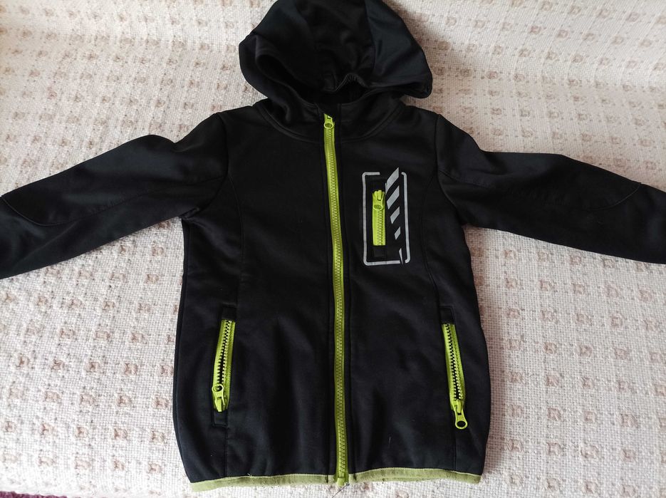 Kurtka na wiosnę dla chłopca