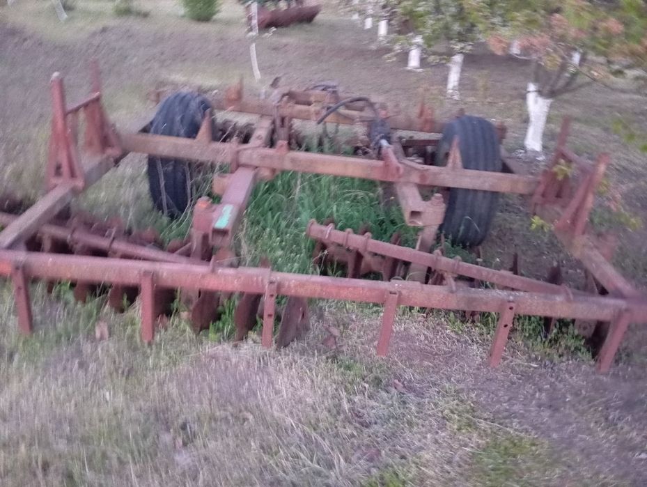 Продам ЮМЗ 6,  газон самоскид і різну С/г техніку