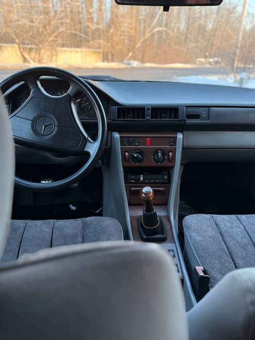 Mercedes 124E класс.Мерседес 124 универсал!