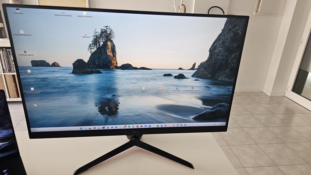 Monitor lg qhd 2k ultra gear  32gn650 -b 144 hz