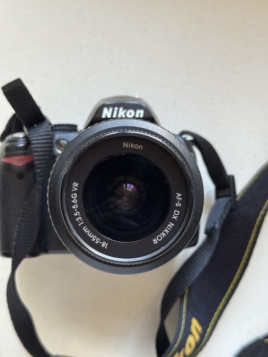 Фотоапарат Nikon D3000