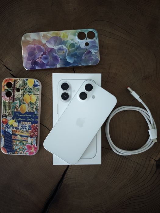 iPhone 16 256 GB - BIAŁY