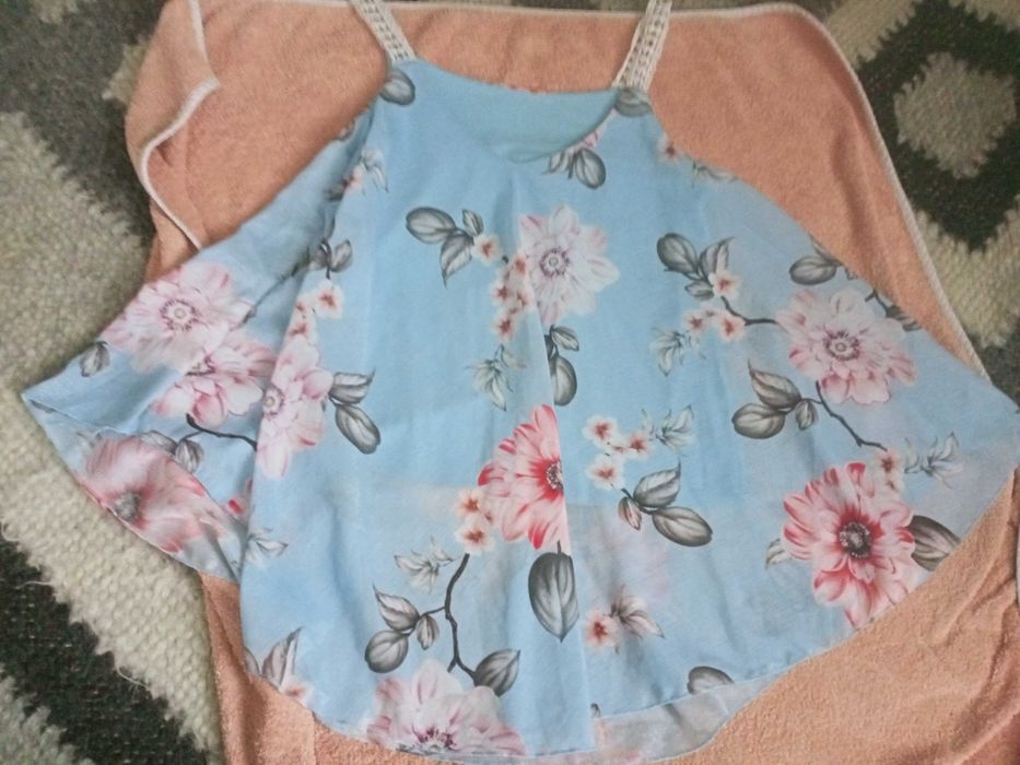 Легкий топ блуза з квітами