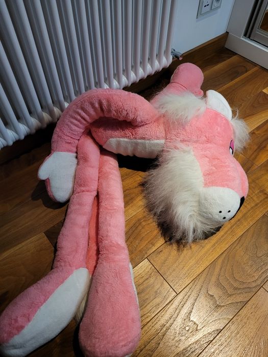 Pluszowa Rozowa Pantera
Wysokość 140 cm
Szerokość glowy 38 cm
Długość