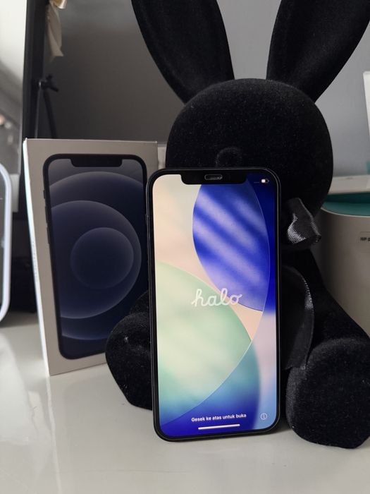 iPhone 12 64GB Czarny | 4 etui gratis | Szkło prywatyzujące