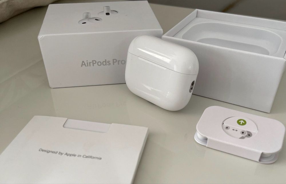iPhone 15 Pro & AirPods Profissional 3
