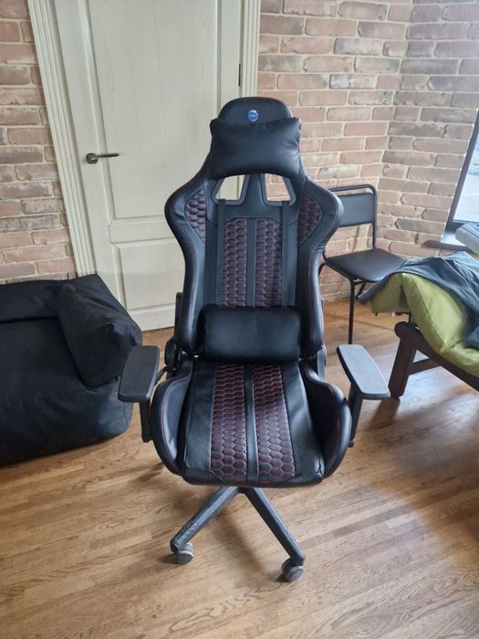 Крісло геймерське NIBE