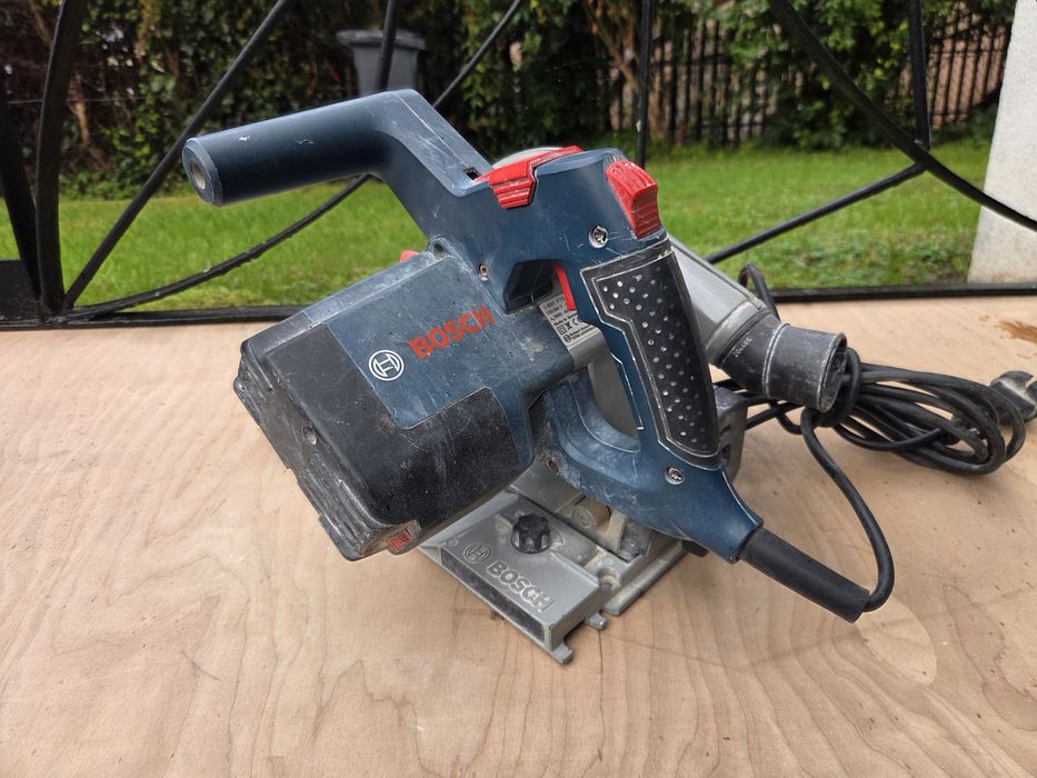 Zagłębiarka Bosch GKT 55 GCE