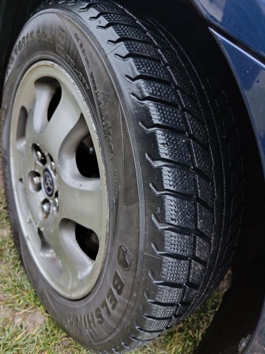 Toyota Avensis Verso 2003 р