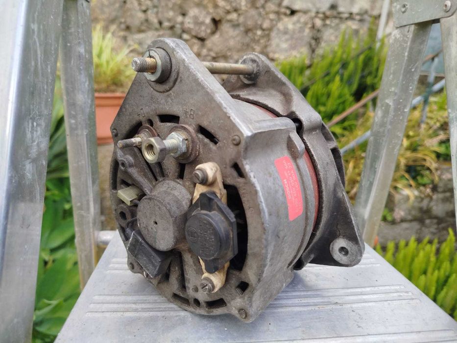 Porsche 944 alternador Bosch 01204695590566