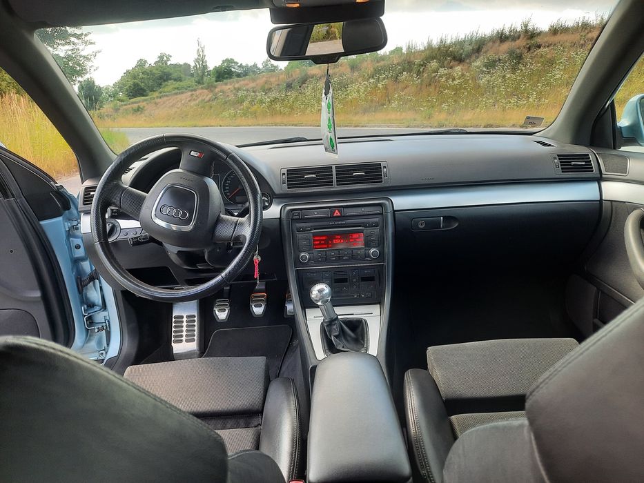 A U D I  A4 B7 S-Line