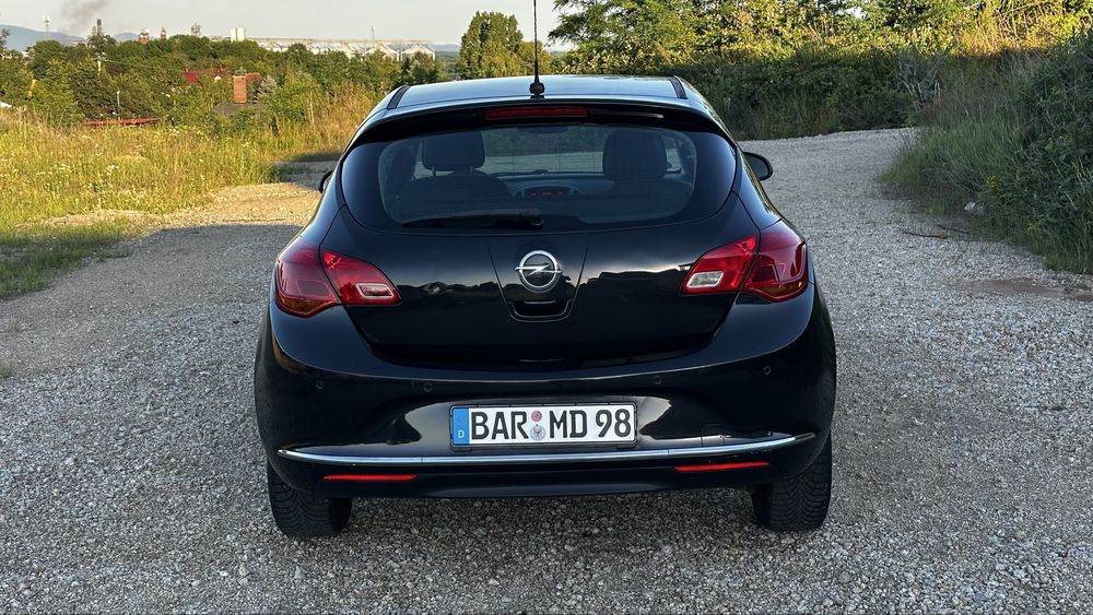 Opel Astra 1.4 Benzyna | 2013 r. | Po serwisie |