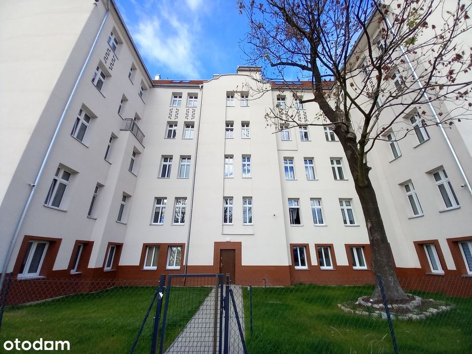 Promocja cenowa! Trzypokojowe mieszkanie z balkonem!