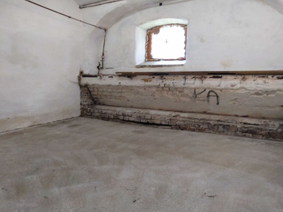 Piaskowa Góra magazyn składzik majsterkowanie