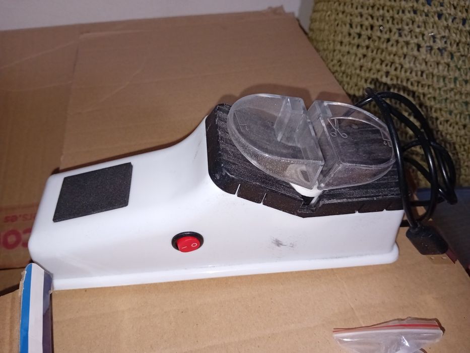 Knife Sharpener with Extra Stone502229888633425921