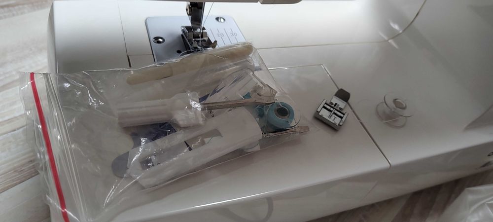 Maszyna do szycia ŁUCZNIK Milena 419