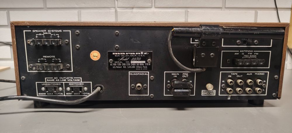 Amplituner MARANTZ 2230. Vintage