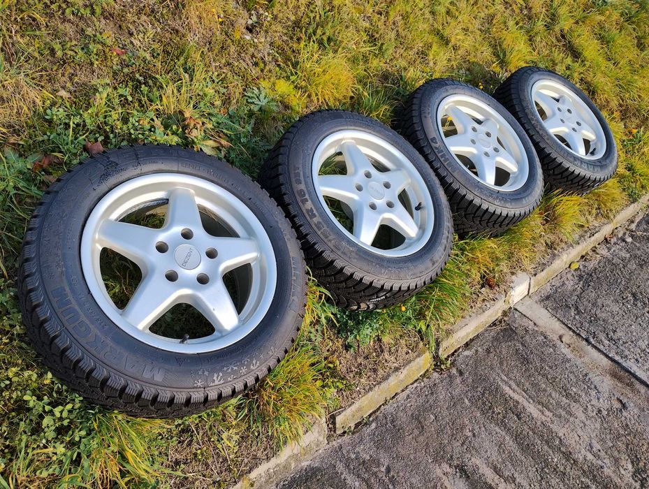 OPONY zimowe 215/55/16 na alufelgach 5x120 et18 BMW