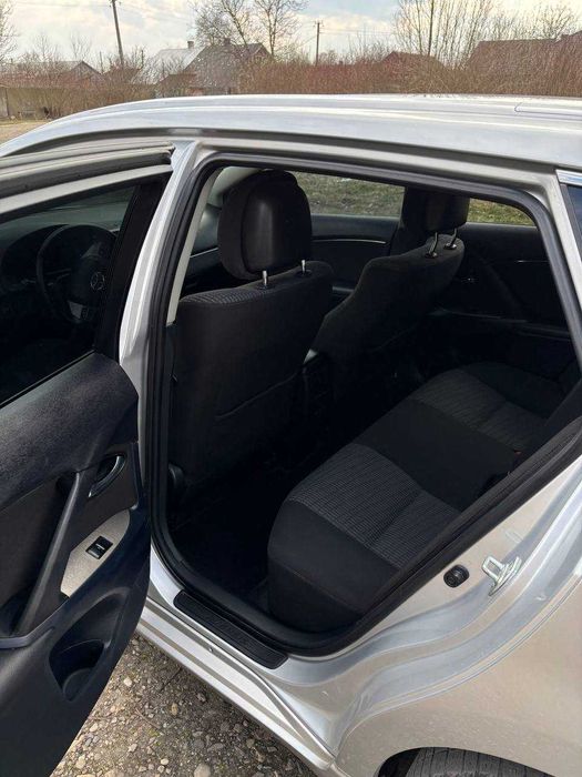 Toyota Avensis 2011 2.2d D4D