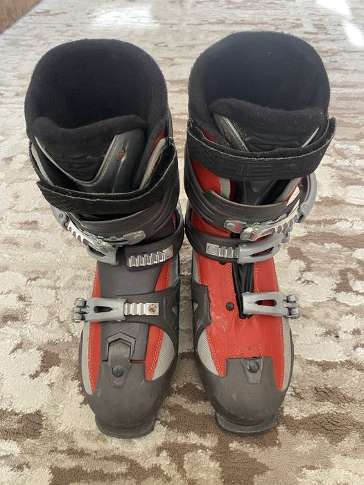 Лижні чоботи в файному стані