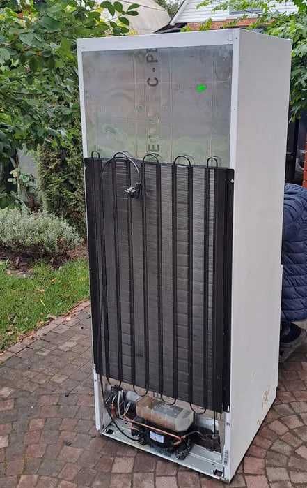 Невеликий холодильник з доставкою Indesit LI8S1ES. Найбільший склад!