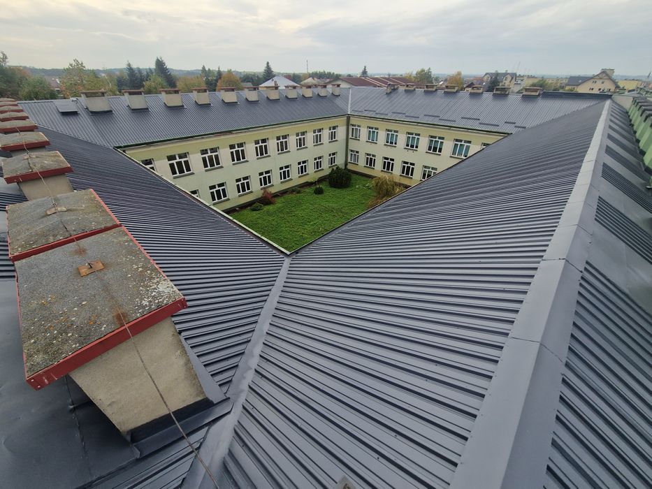 Malowanie dachow, elewacji