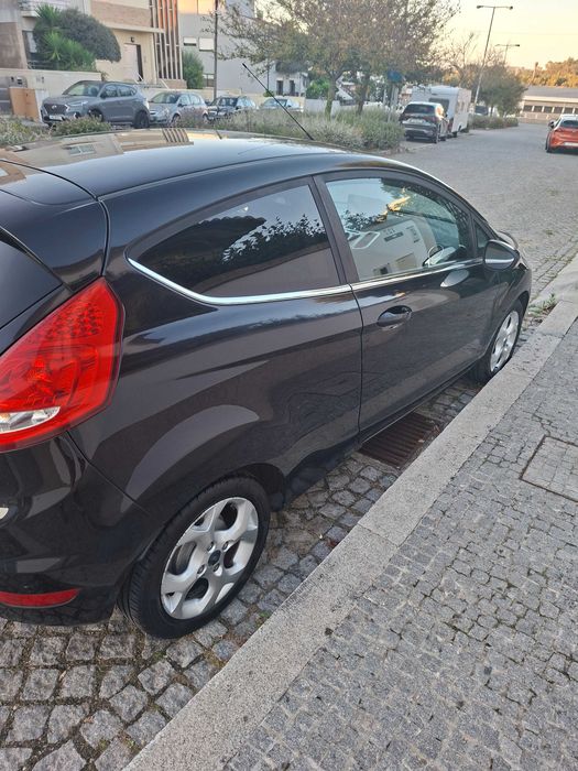 Ford Fiesta 1.2 82cv