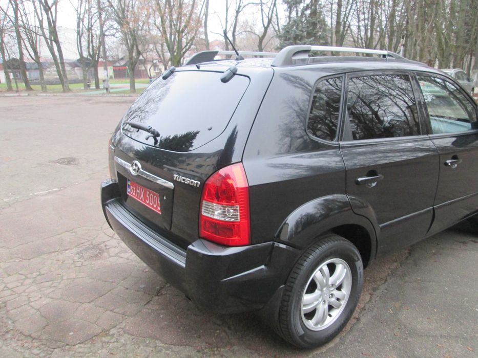 HYUNDAI  TUCSON продам автомобиль
